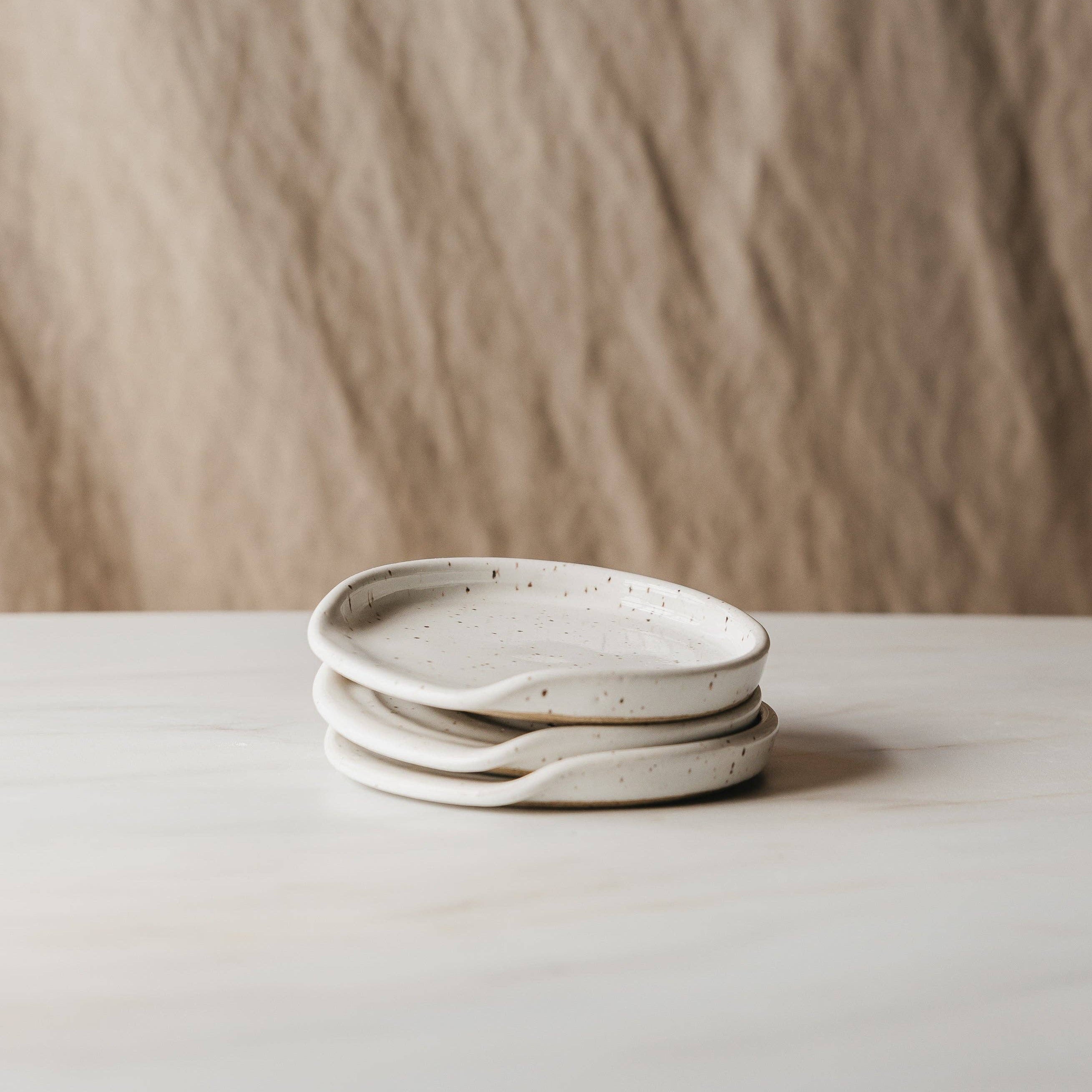 Speckled White Ceramic Spoon Rest – Flat
